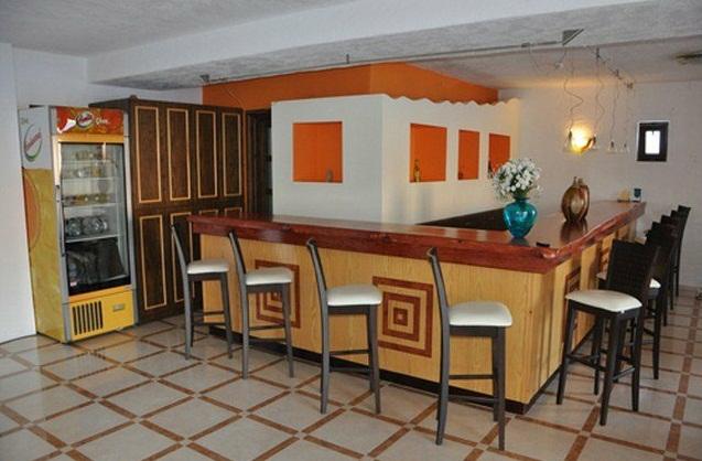 Ilidi Rock Apartments Tílos Restaurant foto